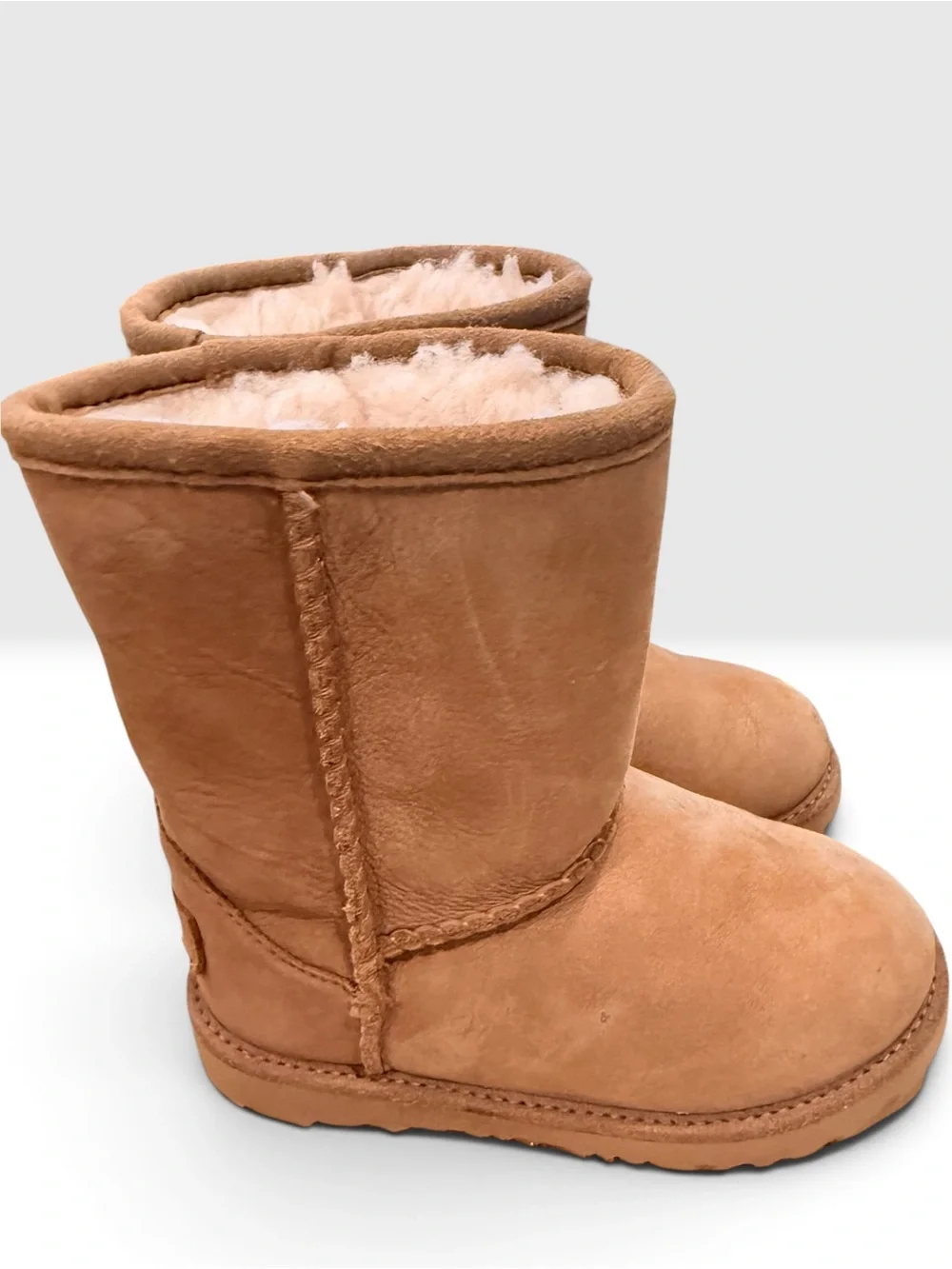 UGG T Classic short II WP